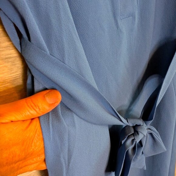 NWT Blue Light Summer Dress with Pockets - Picture 5 of 8